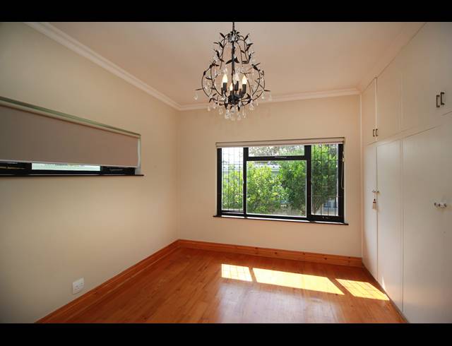 4 BEDROOM HOUSE FOR SALE IN HARTENBOS CENTRAL